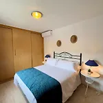 Charming Carihuela, Location