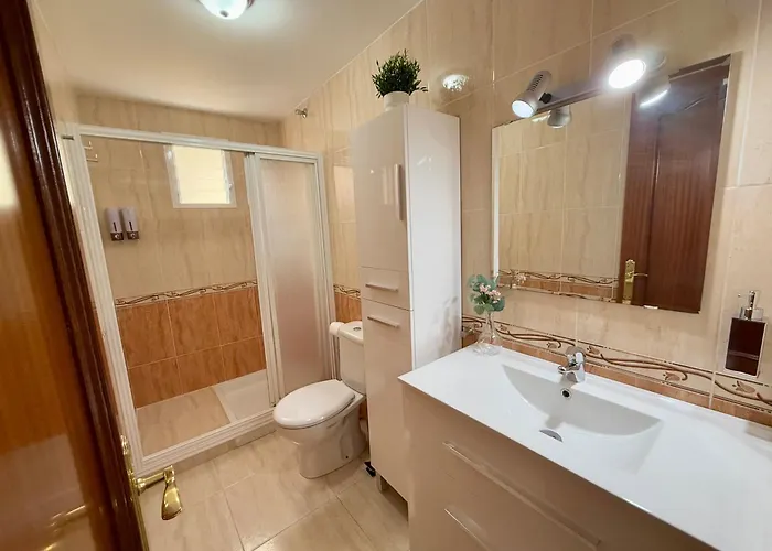 Charming Carihuela, Location *